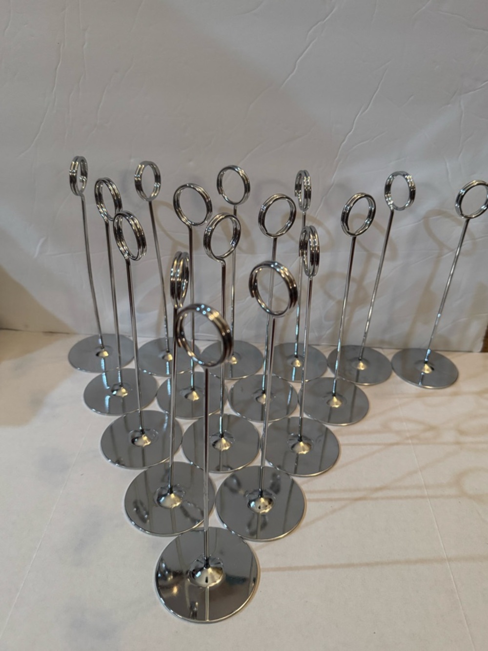 Silver Round Stainless Steel Place Card Holders Set of 16-Pieces